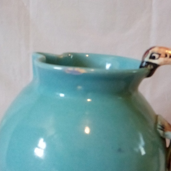 Italian pottery vase or pitcher parrot bird handle handcrafted vintage 8" 2 lite - Picture 9 of 9